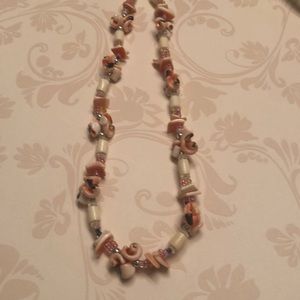 NWOT. Pink Shell Summer Vacation Wear Necklace
